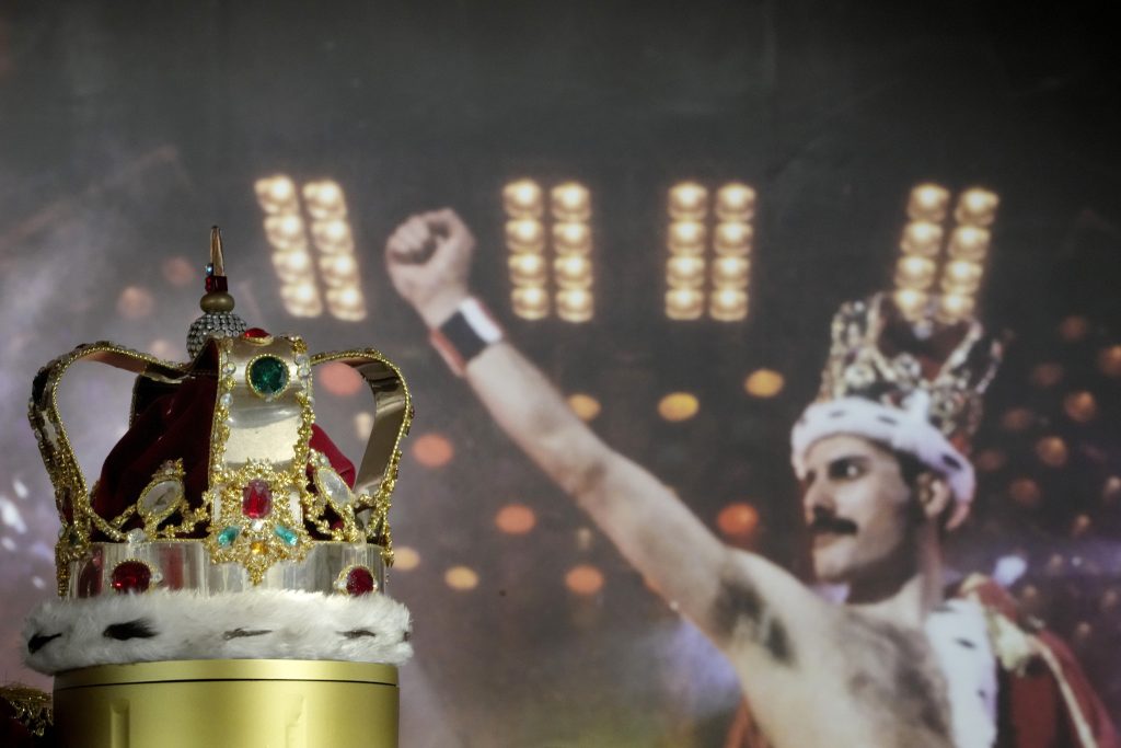 Daheim bei Freddie Mercury: Nachlass von Queen-Sänger wird versteigert