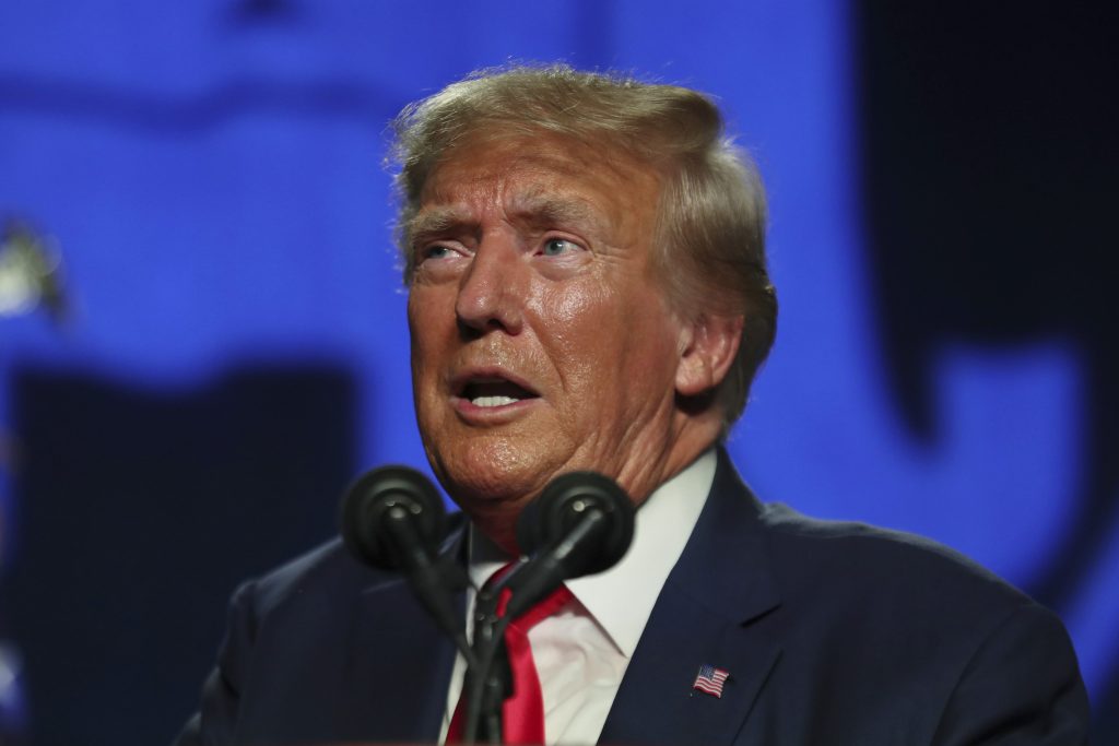 Trump will Richter- und Ortswechsel