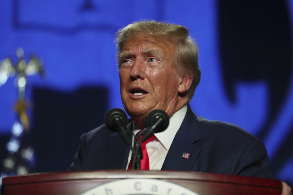 Trump will Richter- und Ortswechsel