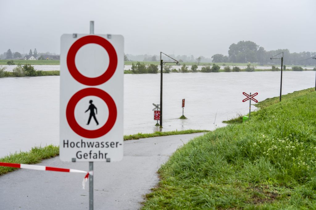Nach Hochwasser: Pegel der Flüsse gehen langsam zurück