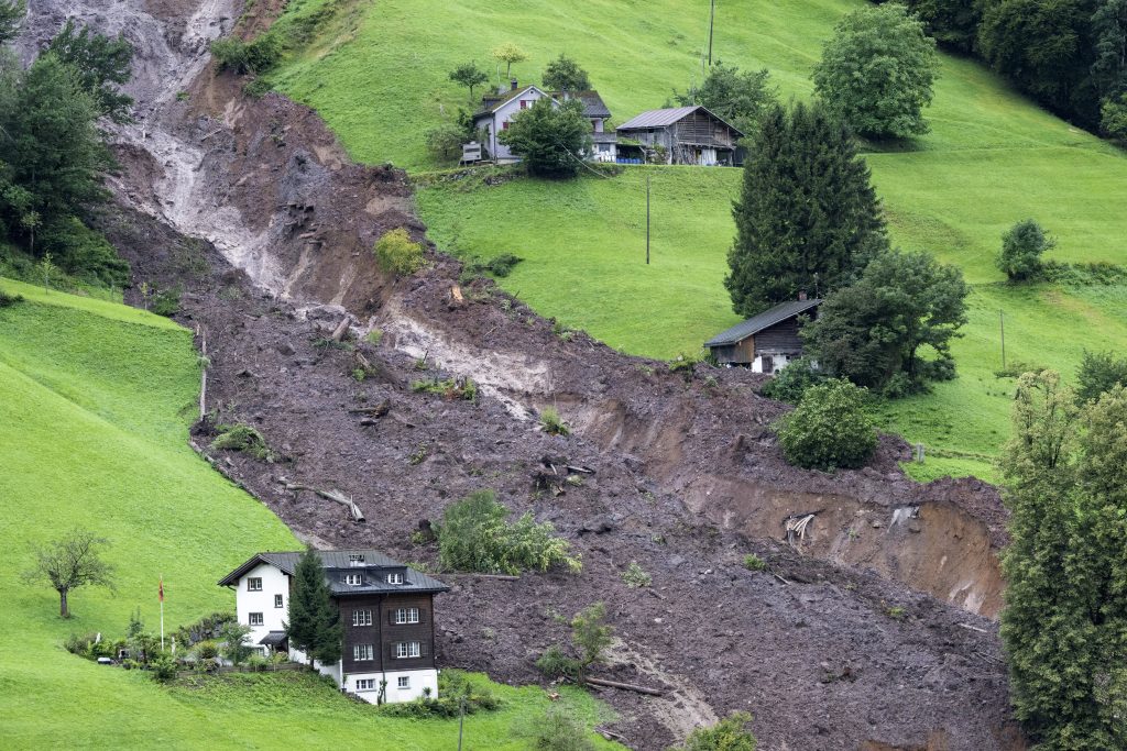 Erdrutsch in Schwanden: Es drohen weitere Evakuierungen