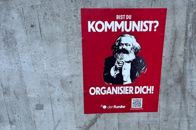Marx will dich! Geheimnisvolle Organisation sucht Basler Kommunisten