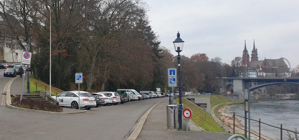 Ein Platz zum Verweilen statt zum Parkieren in der Dalbe?