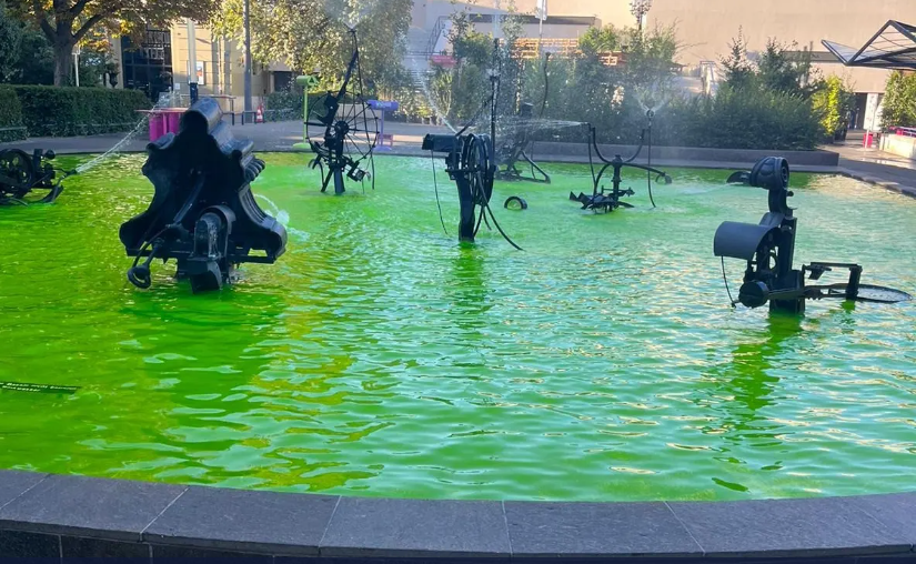 Giftgrüne Brunnen in Basel: Niemand weiss, wer es war