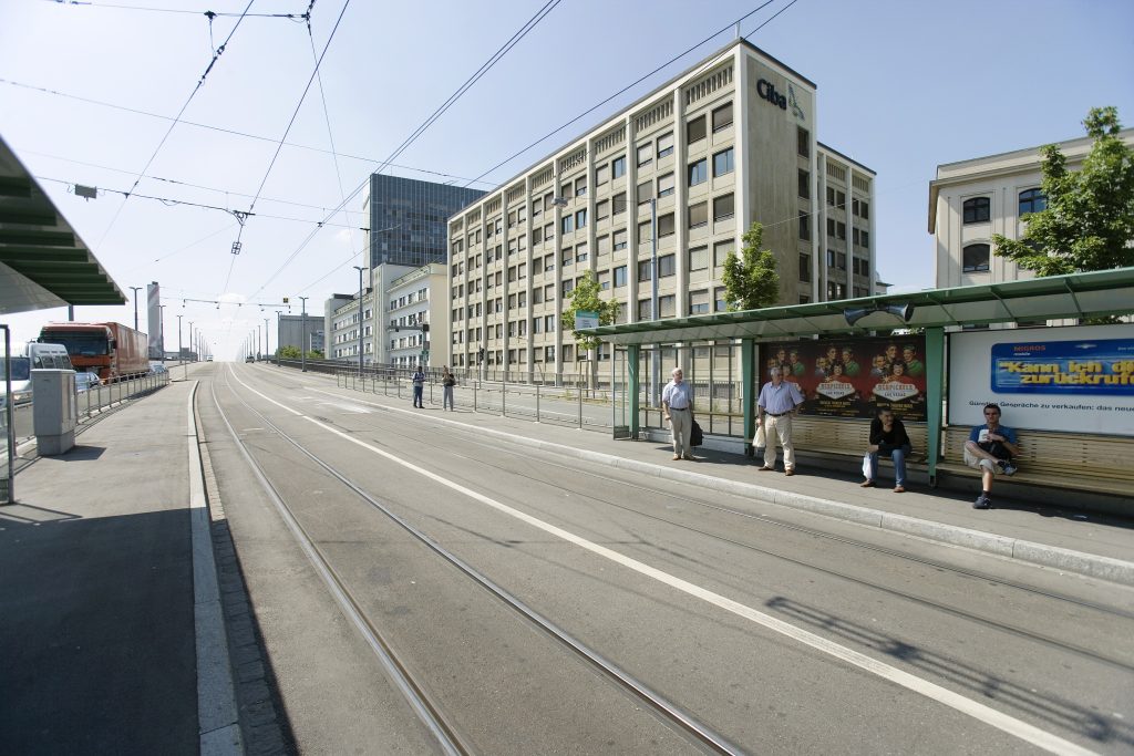 Entgleistes Tram auf Dreirosenbrücke blockierte ÖV