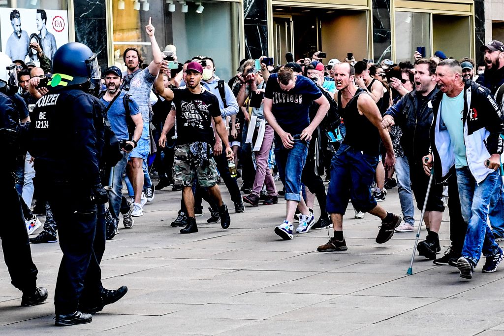 Jeder Zwölfte teilt laut Studie ein rechtsextremes Weltbild