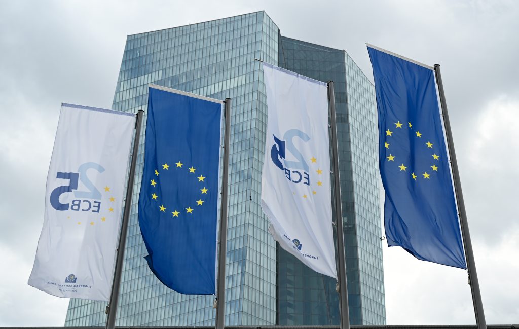 Zehnte Zinserhöhung in Folge: EZB hebt Leitzins auf 4,5 Prozent