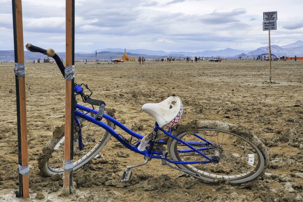 Burning Man-Besucher stecken immer noch fest