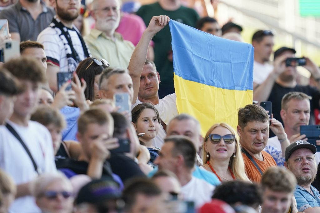 Ukraine boykottiert russische Mannschaften, Polen zieht mit