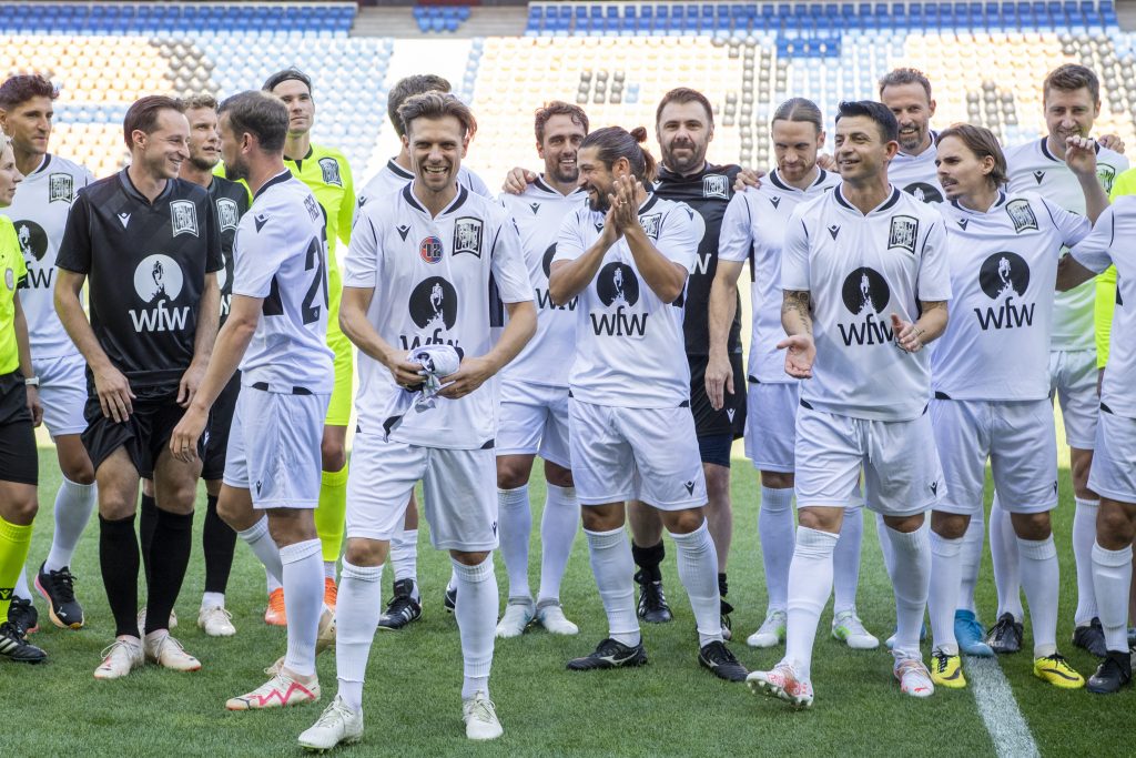 Gänsehaut vorprogrammiert beim rotblauen Schaulaufen im Joggeli