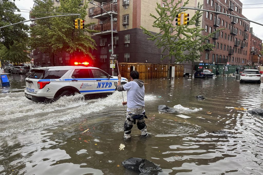 New York versinkt im Wasser