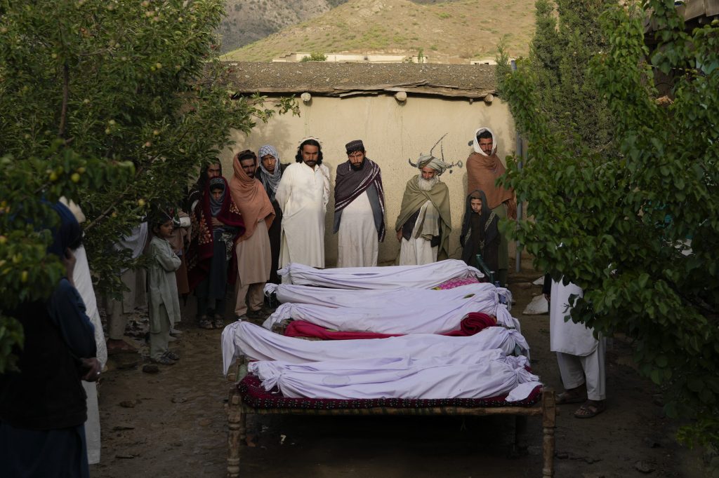Zahl der Todesopfer in Afghanistan steigt auf 2&#8217;000
