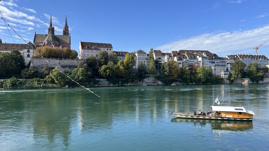 Der goldene Herbst lässt am Rhein die Kassen klingeln