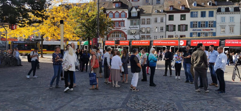 Trotz Demo-Absage: Ein paar wenige versammelten sich auf dem Barfi