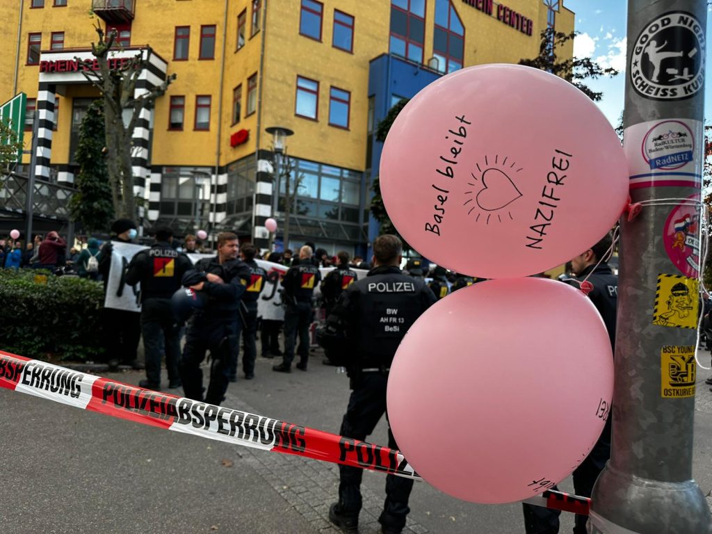 Massnahmengegner-Demo in Weil beendet: Vier Personen verhaftet