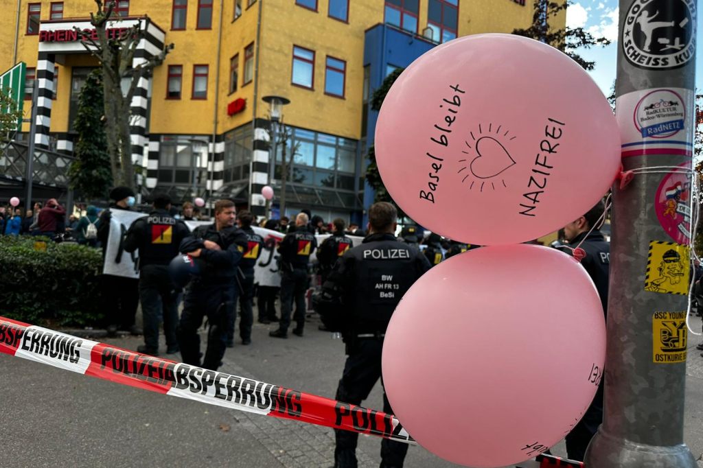 Massnahmengegner-Demo in Weil beendet: Vier Personen verhaftet