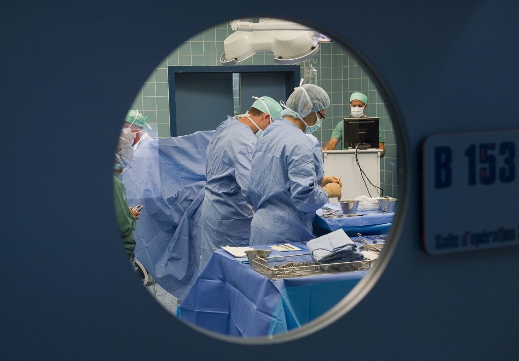 Mögliche fahrlässige Tötung im OP: Heute werden Zeugenaussagen erwartet