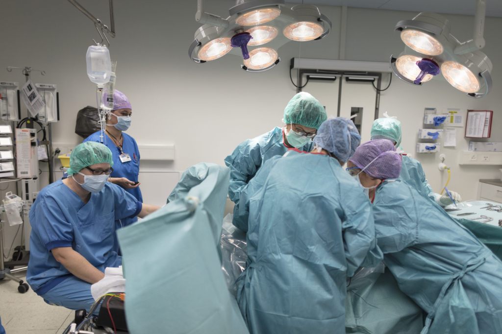 In der Schweiz gibt&#8217;s mehr junge Ärztinnen als Ärzte