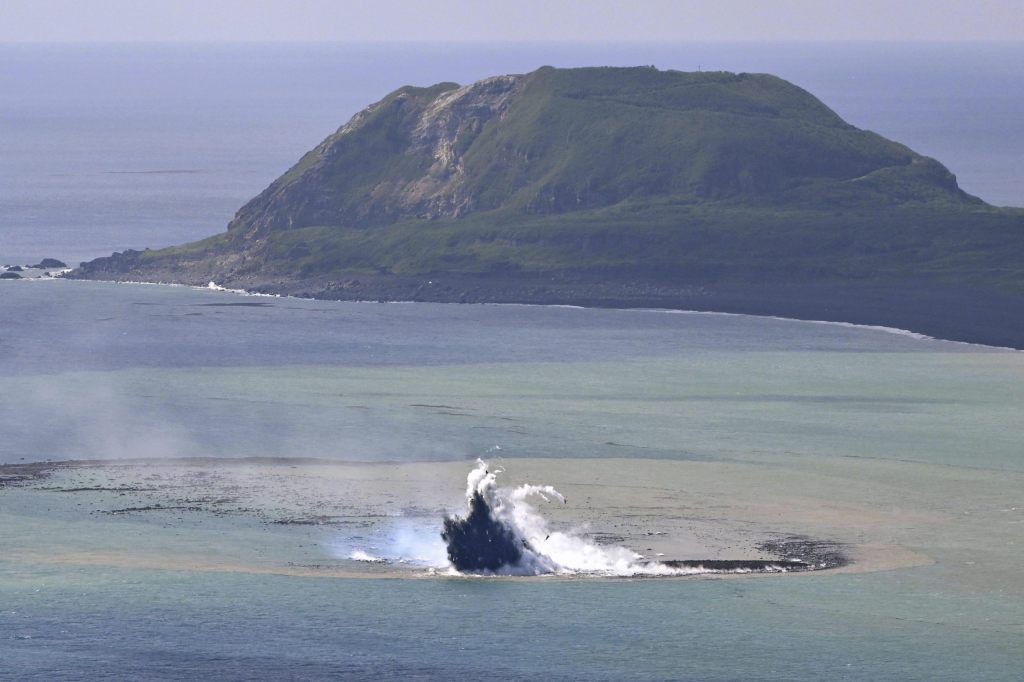 Nach einem Vulkanausbruch ist vor Japan eine Insel entstanden