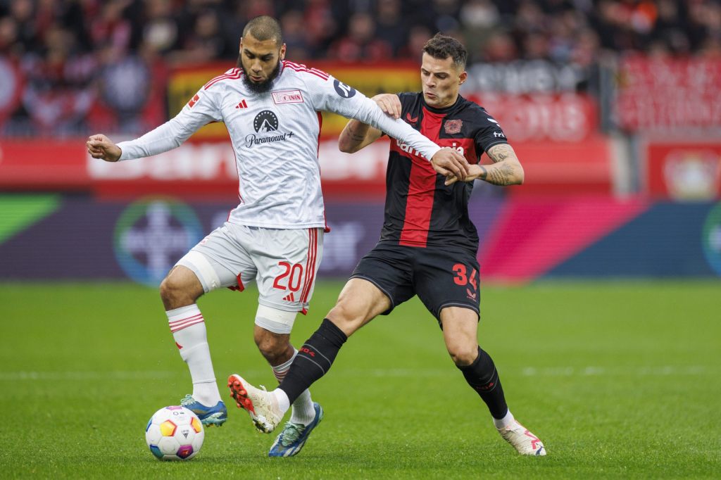 Bayer Leverkusen begeistert weiter