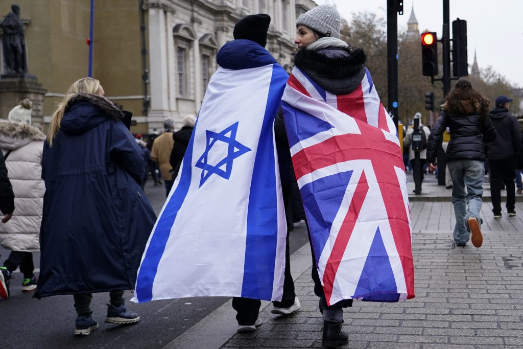 Tausende marschieren in London gegen Antisemitismus