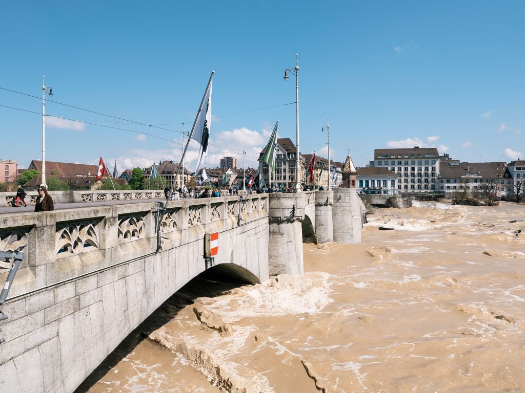 Oh mein Gott, ganz Basel steht unter Wasser!