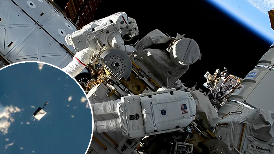 Astronautinnen verlieren Werkzeugkoffer – er ist mit Fernglas am Himmel zu sehen