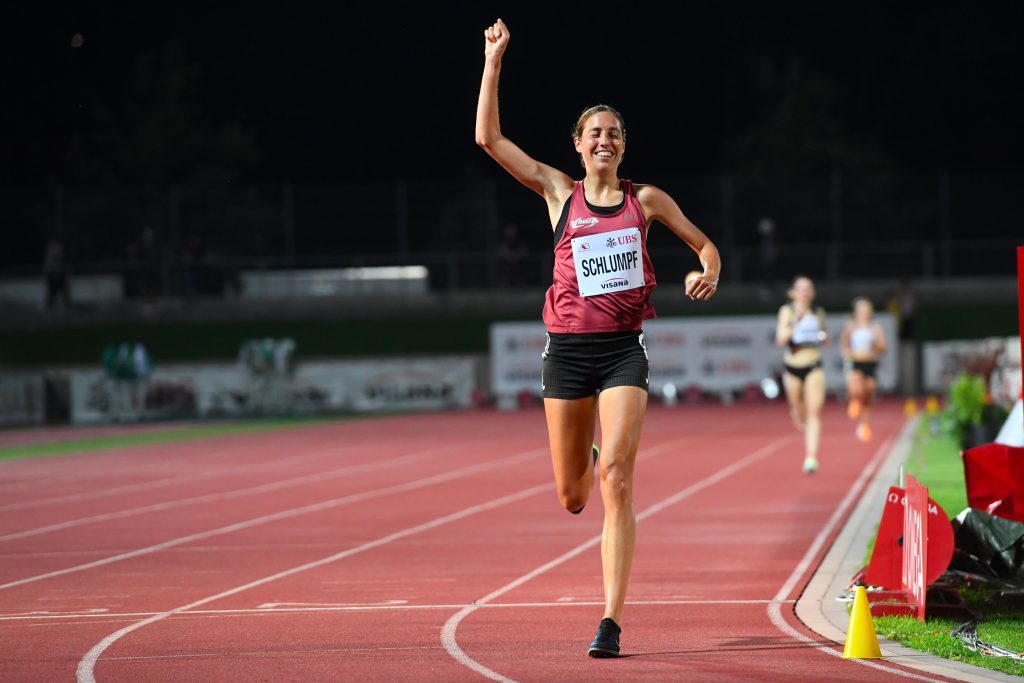 Fabienne Schlumpf senkt Marathon-Rekord unter 2:25 Stunden