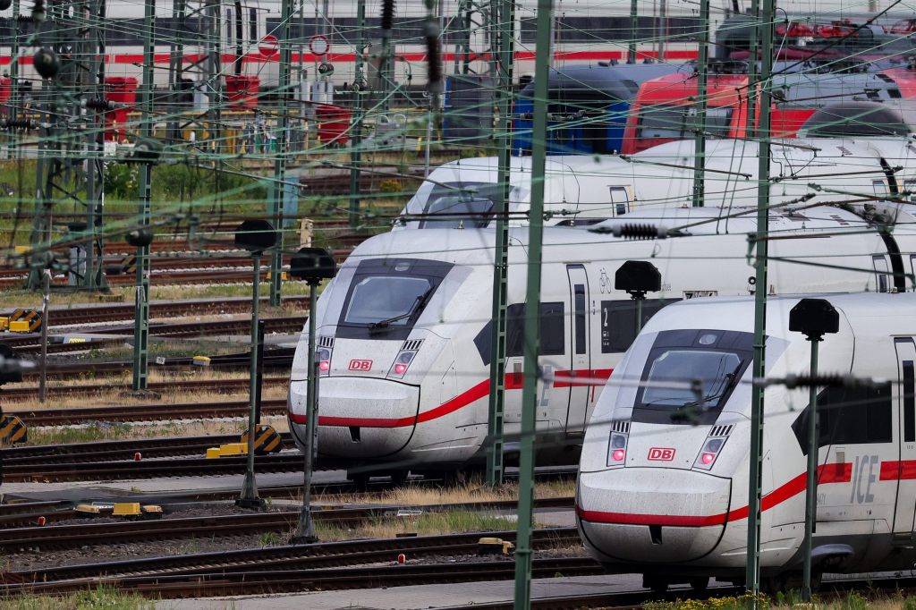 Deutsche Bahn meldet 24-stündigen Warnstreik ab Donnerstagabend
