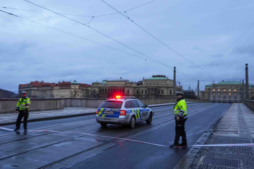 Mehrere Tote und Verletzte nach Schüssen an Prager Universität