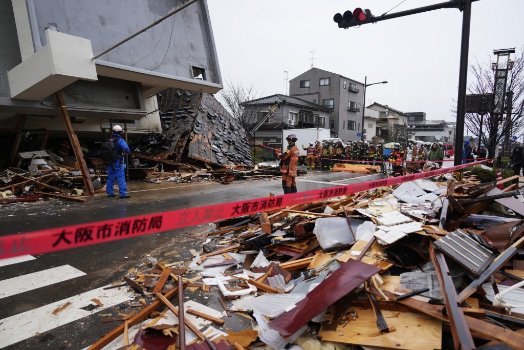 Japan untersucht Flugzeugkollision - Zahl der Bebenopfer gestiegen