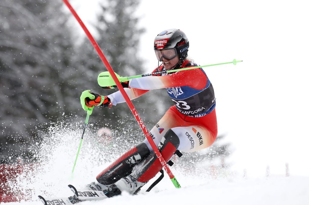 Camille Rast in Kranjska Gora knapp neben dem Podest