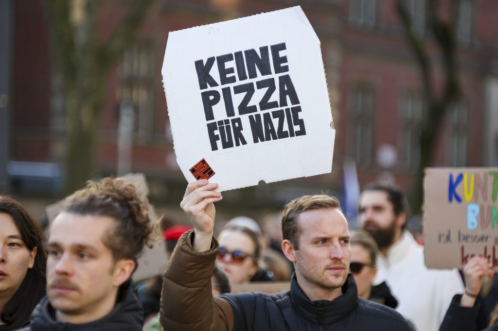 «Geschichte darf sich nicht wiederholen»: Wieder Demos gegen rechts