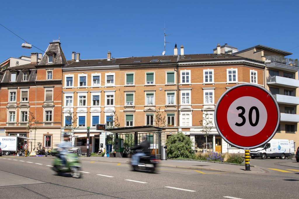 Das Tempo-30-Limit ist in der Feldbergstrasse noch nicht angekommen