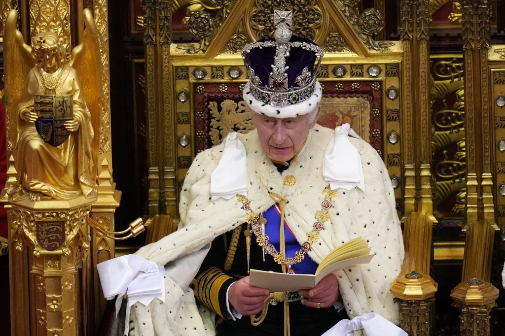 König Charles vor Prostata-OP nach London zurückgekehrt