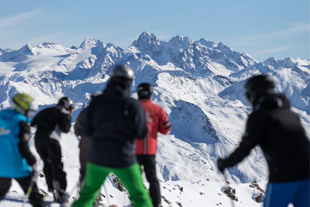 Kein Verleih von Schneesportgeräten mehr an Juden in Davos: Polizei ermittelt