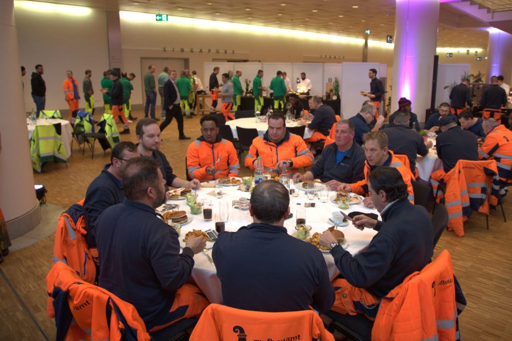 Stadtreinigung feiert Ende der «drey strängste Dääg»