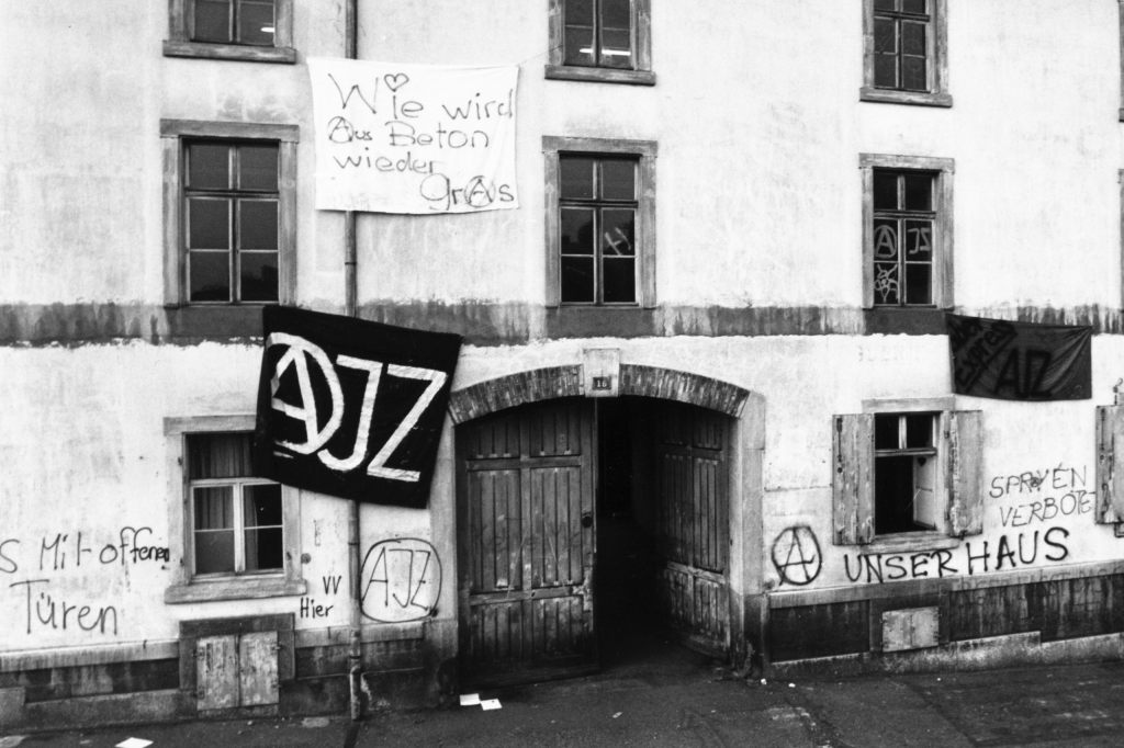 «Das AJZ soll bleiben»: Als Jugendliche 1981 das ehemalige Postgebäude besetzten