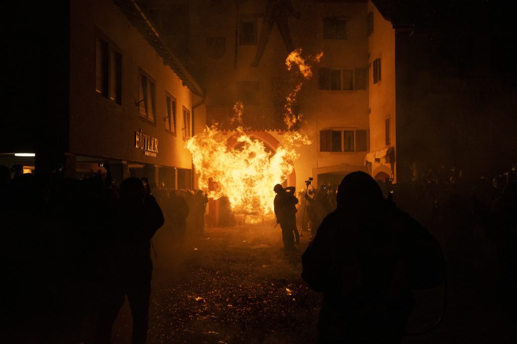 Ein Feuerspektakel vor dem Feuerspektakel: Das erwartet dich 2024 am Chienbäse