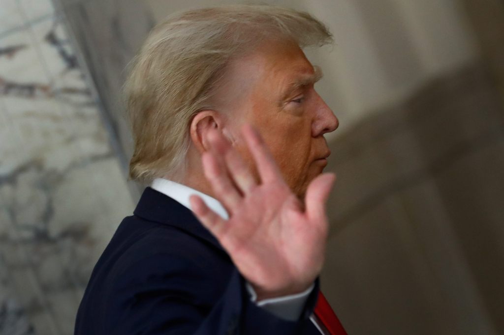 Ex-Präsident Trump legt in Betrugsprozess Revision ein