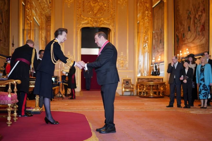 Chefdirigent Ivor Bolton erhält britischen Ehrentitel