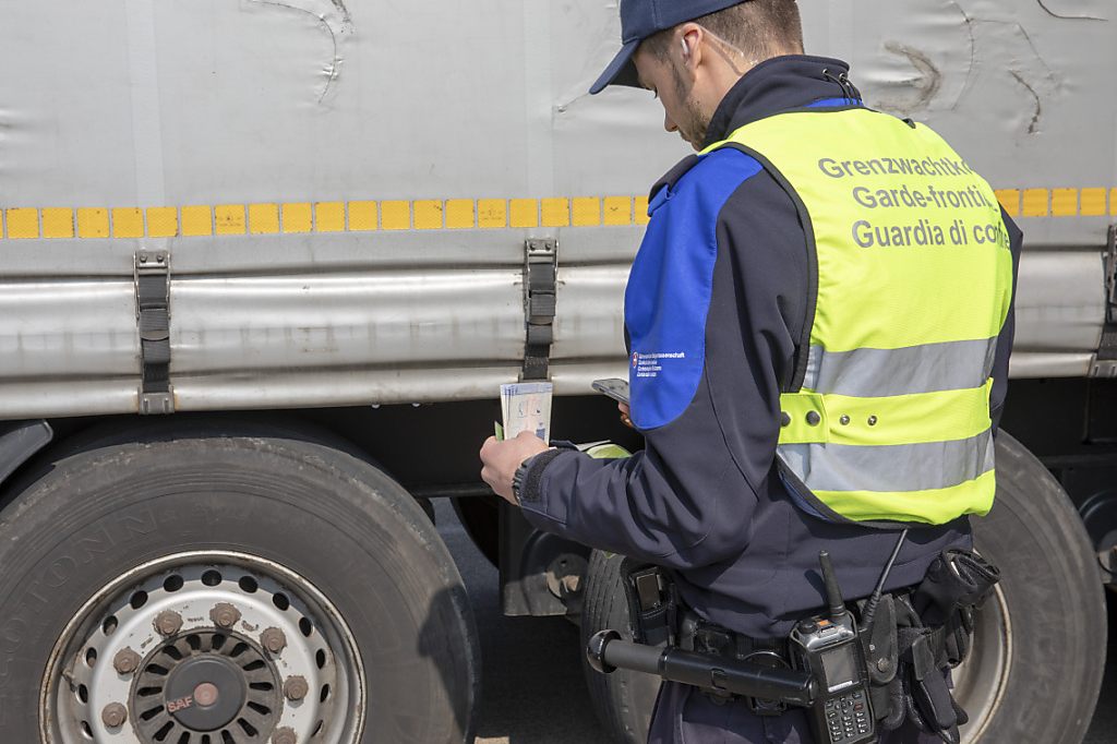 Gravierende Mängel bei Gefahrguttransporten beim Basler Zoll