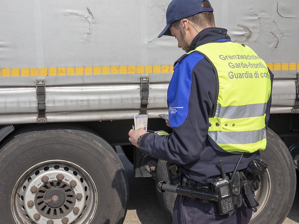 Gravierende Mängel bei Gefahrguttransporten beim Basler Zoll