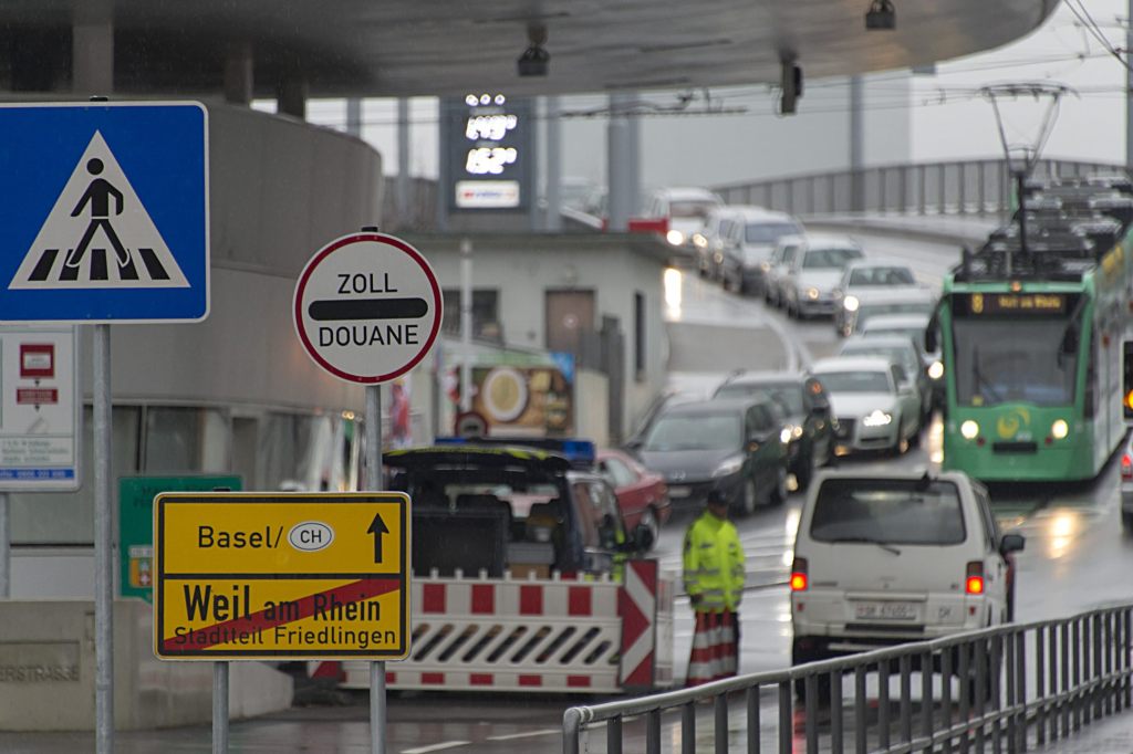 Diskussion um zollfreie Einfuhren: Wertfreigrenze in Vernehmlassung umstritten