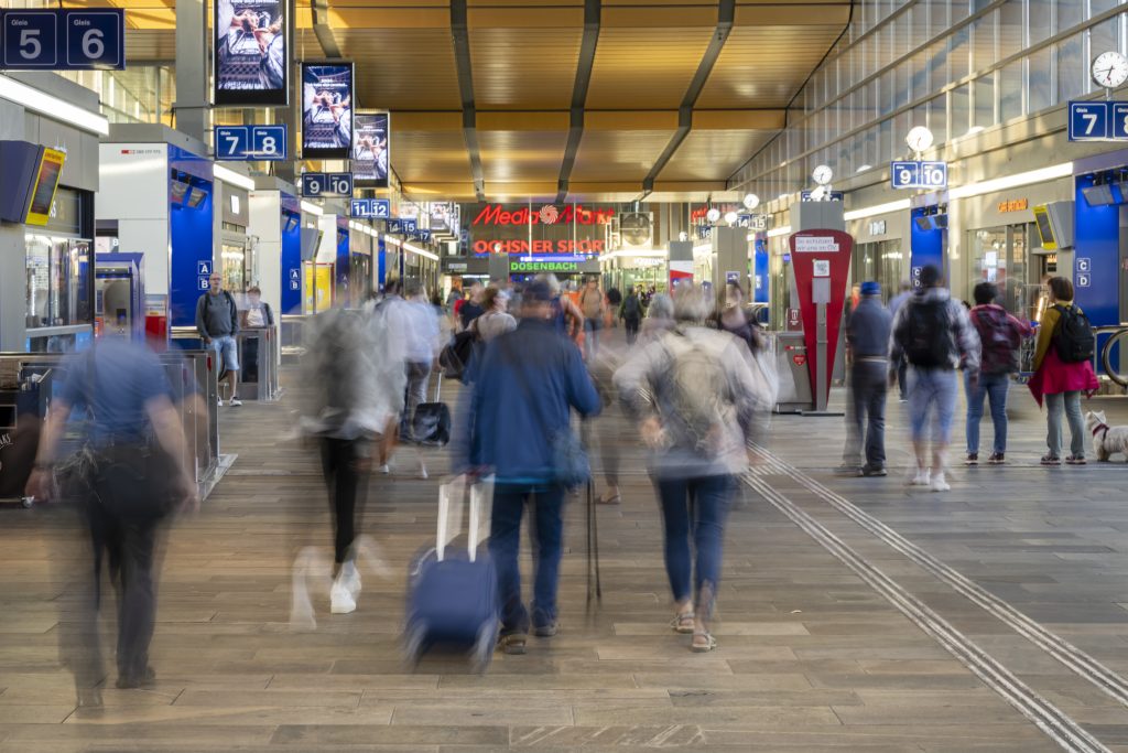 Dosenbach und Ochsner müssen gehen: Passarelle wird neu umgebaut