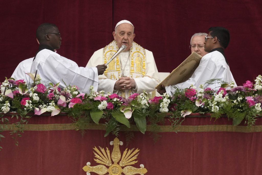"Warum so viel Tod?": Papst mahnt an Ostern zu Frieden