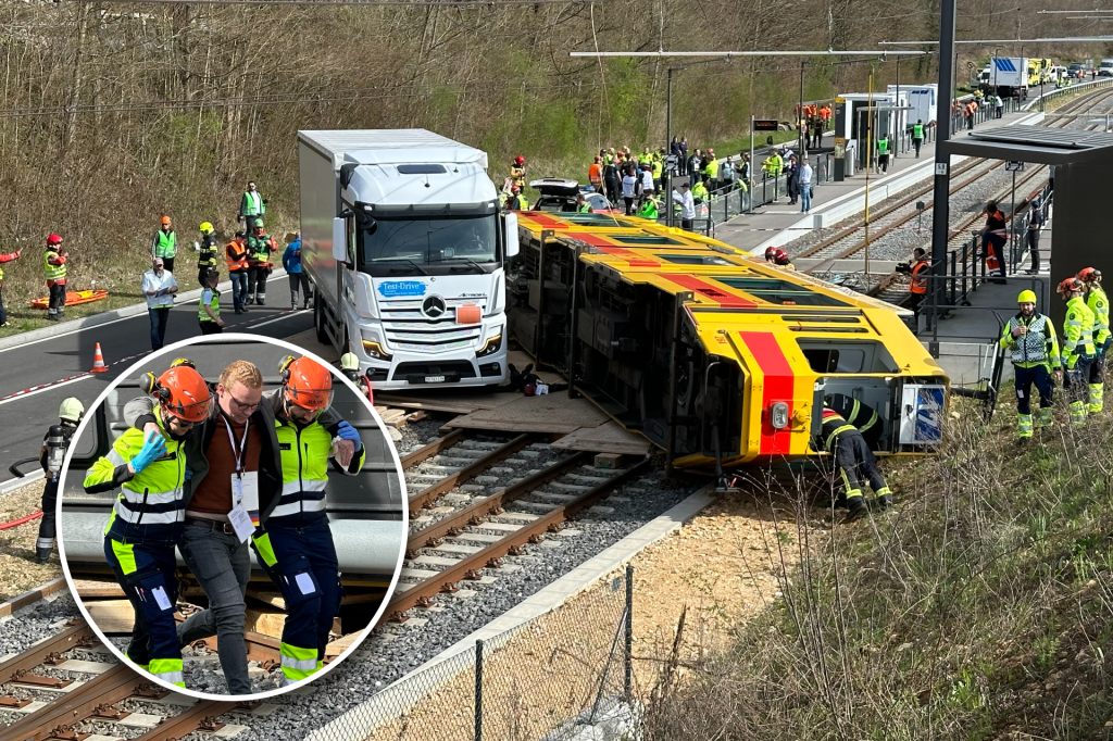 LKW kollidiert mit Tram – Einsatzkräfte proben Notfallszenario mit vielen Verletzten