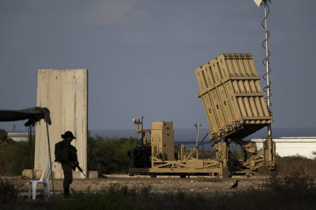 Mehrere Explosionen: Israel soll den Iran angegriffen haben