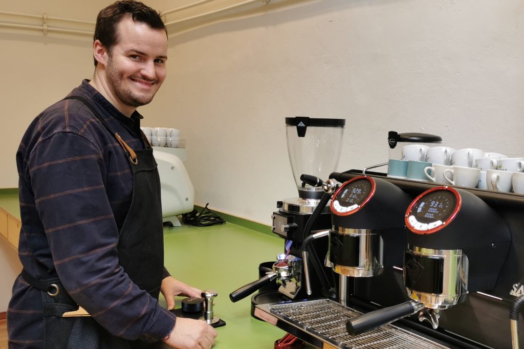 Mit unter Vibration gesetztem Espresso zum WM-Titel? Ein Basler Barista sagt: Ja!