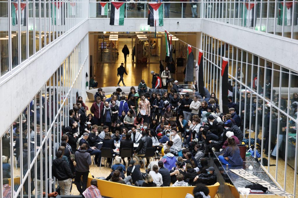 Lausanne: Pro-palästinensische Studierende besetzen Uni-Gebäude